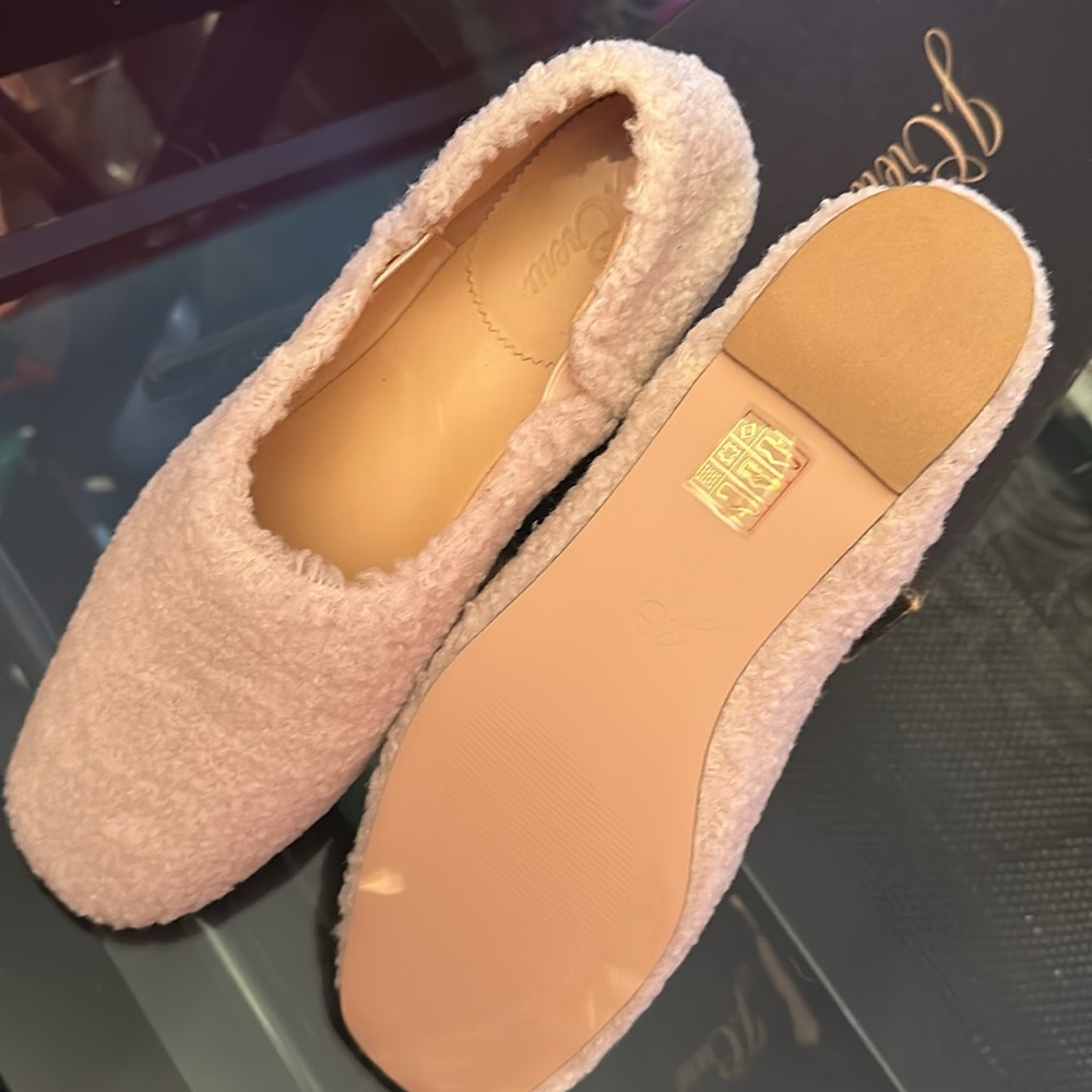 JCREW SHERPA FLATS -NIB - Picture 7 of 8